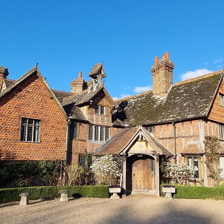 Langshott Manor - Luxury Hotel Gatwick Horley Exterior foto