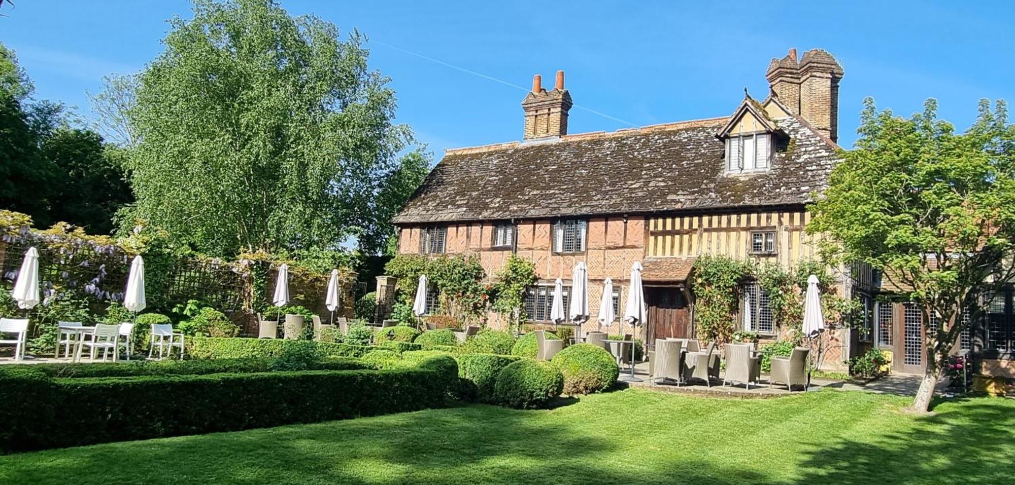 Langshott Manor - Luxury Hotel Gatwick Horley Exterior foto